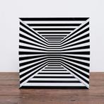 Gio Schiano - LIMITED EDITION - Dynamic door