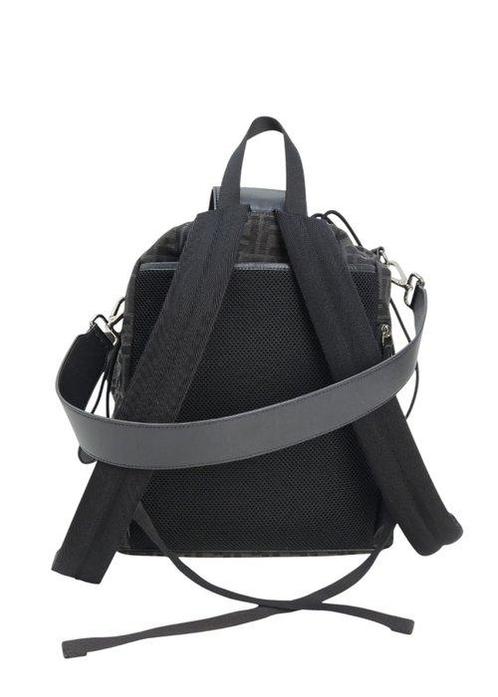 Fendi - Strike - Sac, Handtassen en Accessoires, Tassen | Damestassen