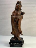 Oud Chinees houten Guanyin-standbeeld - Hout - China - Qing, Antiek en Kunst