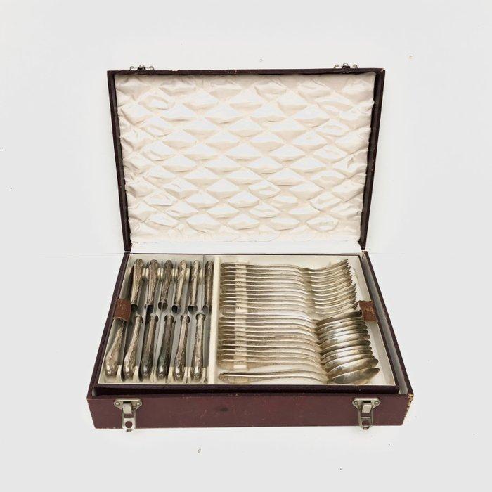 Solingen - Bestekset voor 12 personen (85) - Staal,, Antiek en Kunst, Antiek | Meubels | Tafels