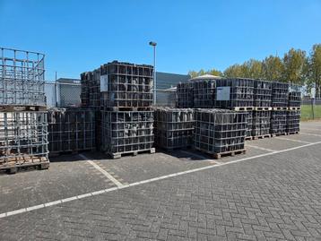 6.400 boomse pannen blauw gesmoord, Dakpannen