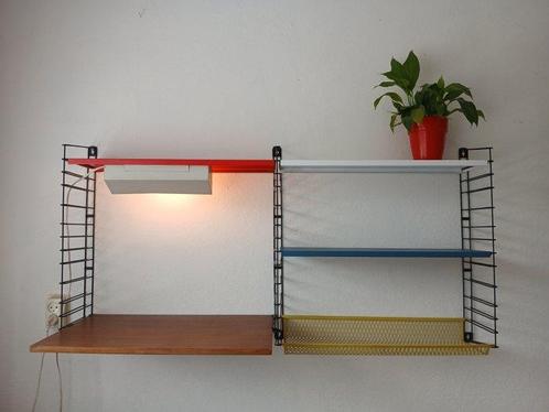 Tomado - Adriaan Dekker - Wandrek - Metaal, hout - Boekenrek, Antiek en Kunst, Antiek | Meubels | Stoelen en Sofa's