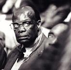 ULIANO LUCAS - Zimbabwe. Josiah Chinamano, Vicepresidente, Antiquités & Art