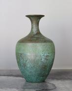 Gepatineerde groene bronzen Ikebana vaas van Gosho, Antiek en Kunst