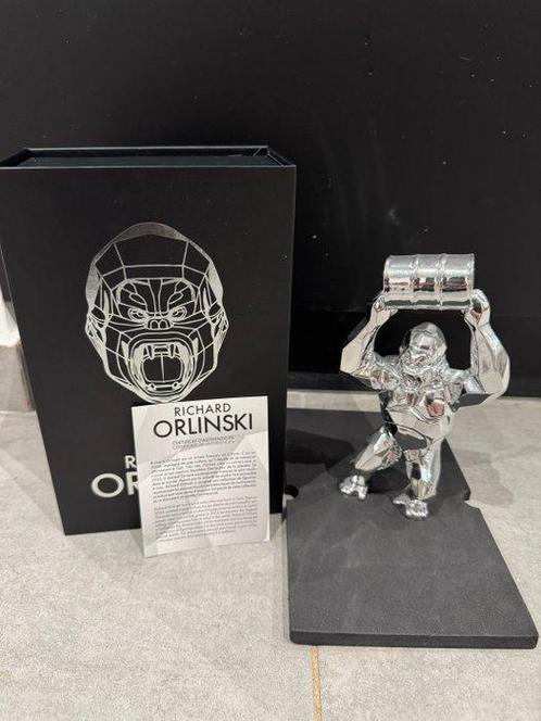 Richard Orlinski (1966) - Beeld, Kong Baril argent/silver -, Antiek en Kunst, Kunst | Schilderijen | Modern