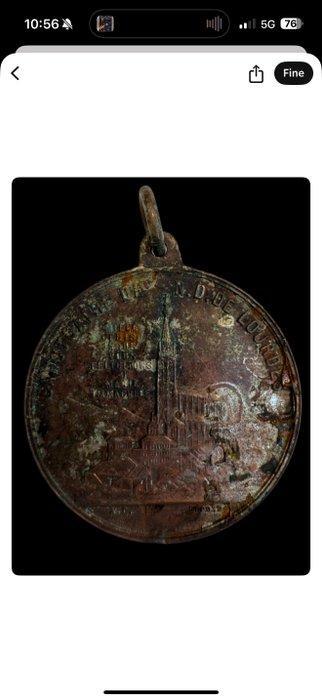 Mysterieus gothic Victorian hanger in brons van de, Antiek en Kunst, Curiosa en Brocante