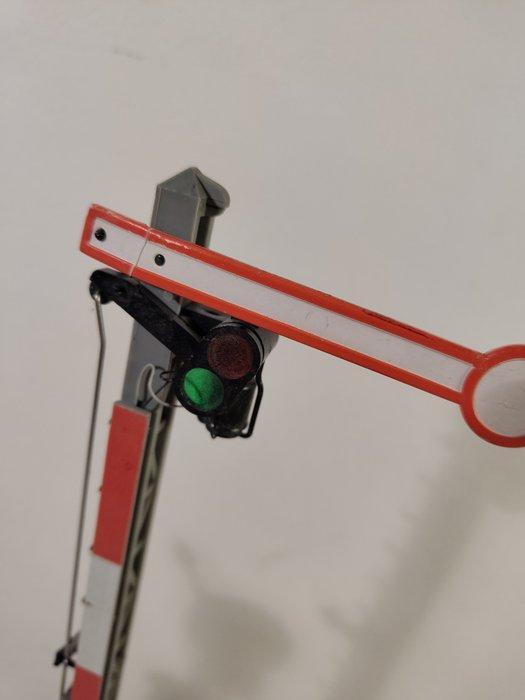 LGB G - 51920/51910 - Signalen (2) - Formvoorsignaal &, Hobby en Vrije tijd, Modeltreinen | Overige schalen
