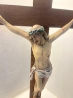 Jezus aan het kruis. - hout gips - 1900-1910, Antiek en Kunst