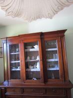 Artigiano Veneto - Hoog dressoir - de vitrines - Walnoot -, Huis en Inrichting, Nieuw