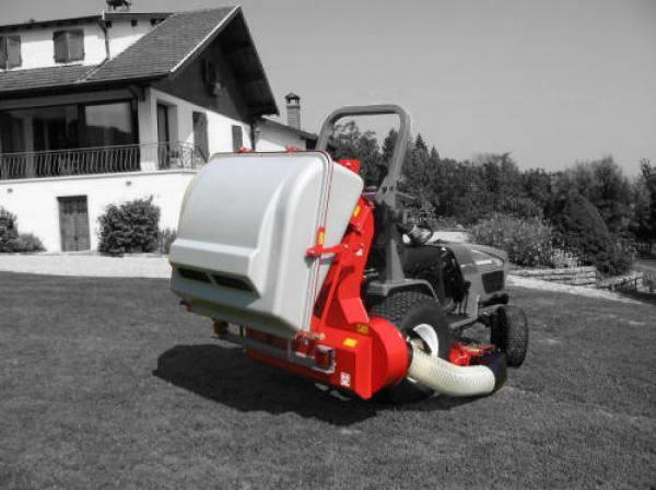 Morgnieux Turbo 530 LD grasopvangsysteem, Zakelijke goederen, Landbouw | Werktuigen