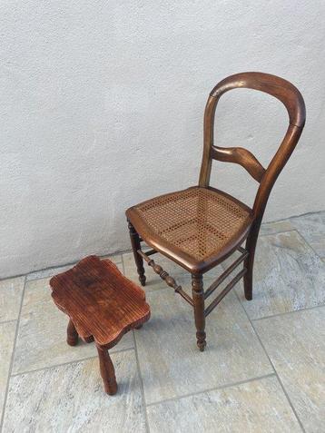 Chaise (2) - Bois - Chaise médaillon tabouret