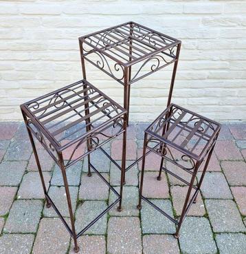 Table dappoint (3) - Fer