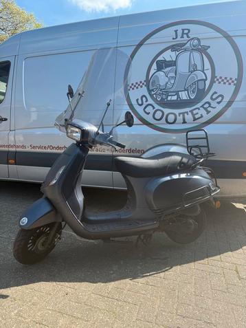 Scooter A-Klasse (Geen Rijbewijs Nodig!)