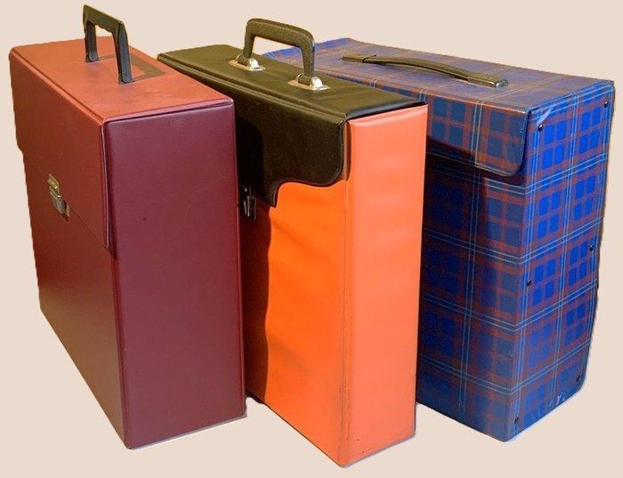 Boîte (5) - plastique - coffrets pour vinyles / rayonnages, Antiek en Kunst, Curiosa en Brocante