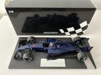 Minichamps 1:18 - Model raceauto -Max Verstappen STR11 -