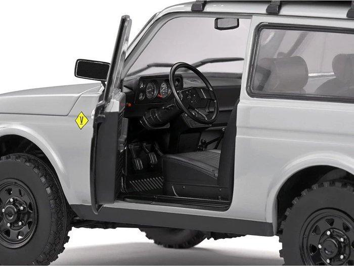Solido 1:18 - Modelauto - Lada Niva, Hobby en Vrije tijd, Modelauto's | 1:5 tot 1:12