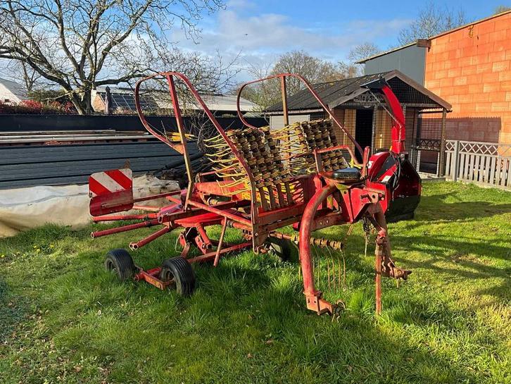 Niemeyer RS425-DA hooischudder, Articles professionnels, Agriculture | Outils