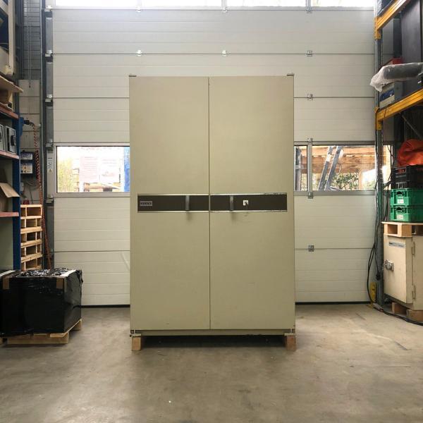 Gebruikte grote brandwerende kluis Hadak, Huis en Inrichting, Brandblussers en Brandkasten, Gebruikt, Verzenden