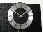 Horloge murale design - Contemporain Métal, plastique -