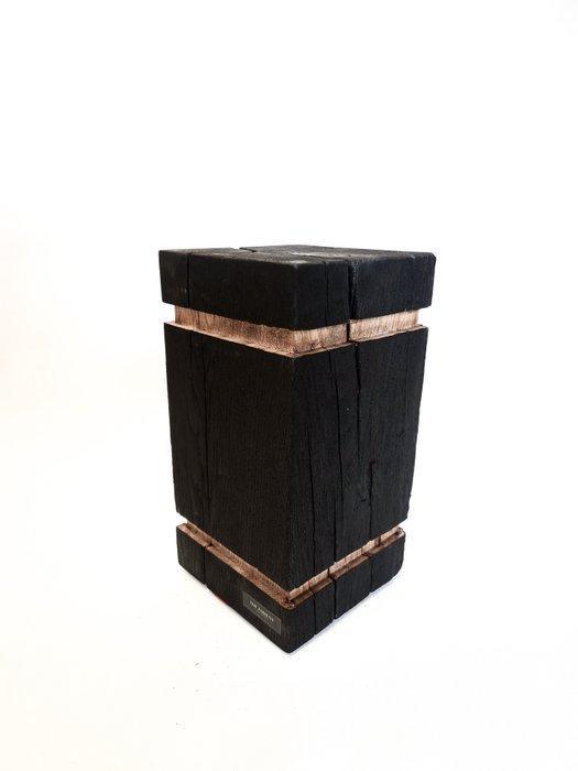 THE FOREST - Art & Woodworking Studio - Bijzettafel - Shou, Antiek en Kunst, Kunst | Designobjecten