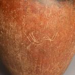 Oud-Egyptisch Keramiek Zwarte topvaas met merk (water).,, Verzamelen