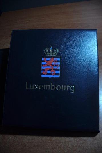 Accessoires Luxemburg 1852/1959 - Lege luxe DAVO album met beschikbaar voor biedingen