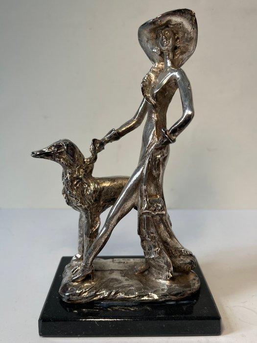 sculptuur, Dama con levriero - 16 cm - Argento 800 gelakt, Antiek en Kunst, Antiek | Zilver en Goud