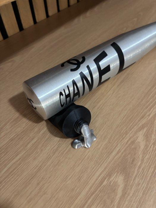 Artfab - Batte baseball Chanel slugger, Antiquités & Art, Art | Objets design