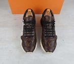 Louis Vuitton - Monogram Leather Run away Sneakers -, Nieuw