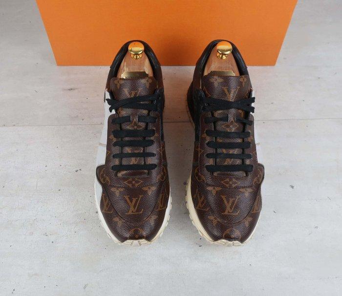 Louis Vuitton - Monogram Leather Run away Sneakers -, Vêtements | Hommes, Chaussures