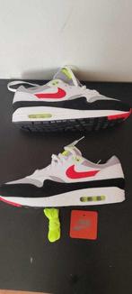 Nike - Low-top sneakers - Maat: Shoes / EU 45, Nieuw