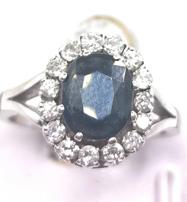 Cocktailring - 18 karaat Witgoud - 2.30ct. tw. Saffier -, Handtassen en Accessoires, Antieke sieraden