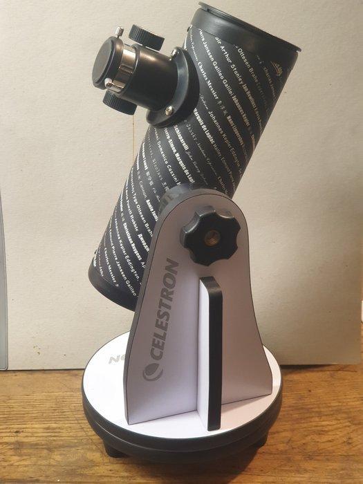 Astronomical telescope - FirstScope - 2010-2020 - Celestron, Verzamelen, Foto-apparatuur en Filmapparatuur
