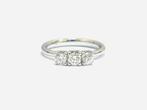 Ring - 18 karaat Witgoud - 0.90ct. tw. Diamant (Natuurlijk), Handtassen en Accessoires, Ringen, Nieuw