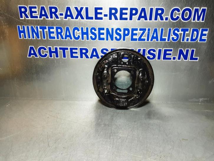 Ankerplaat voor de achteras van een Opel Ascona A, Manta..., Auto-onderdelen, Remmen en Aandrijving, Gebruikt, Opel, Verzenden