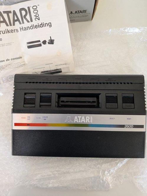 Atari - 2600 VCS - Videogameconsole + games - In originele, Games en Spelcomputers, Spelcomputers | Overige Accessoires
