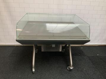 Verrijdbare koelvitrine Vitrine beschikbaar voor biedingen