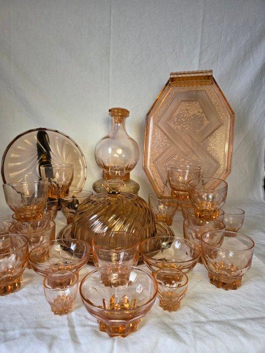 Verrerie Française - service de verres Art Déco monochrome, Antiek en Kunst, Antiek | Meubels | Tafels
