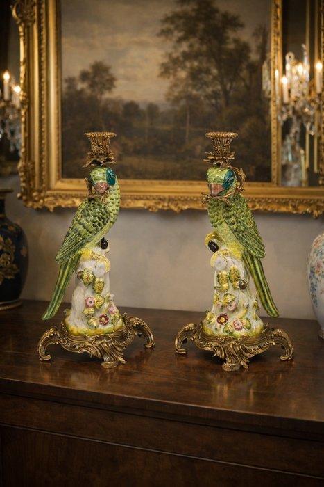 Kandelaar (2) - Porselein, Brons - Exclusief paar papegaaien, Antiek en Kunst, Kunst | Designobjecten