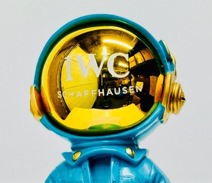 Vanessa Fodera (1981) - Astro XXL / IWC SCHAFFAUSEN / I WANT, Antiek en Kunst, Kunst | Designobjecten