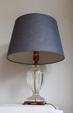 Lampe de table - Cristal de Bohême avec pied en laiton, Antiquités & Art