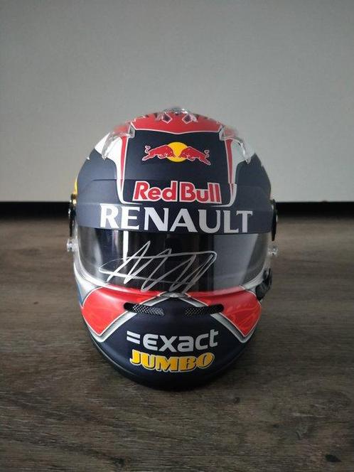 Red Bull Racing - Max Verstappen - 2015 - Scale 1/2 helmet, Verzamelen, Automerken, Motoren en Formule 1