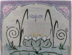 Jugendstil Tegel - Art nouveau tegen met waterlelies en een