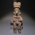Chupícuaro, Mexique Terre cuite Jolie figurine féminine., Collections