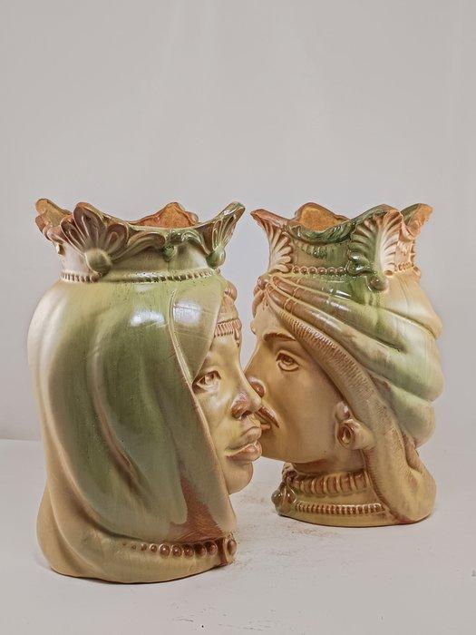 Vaas - Majolica - Twee vazen - Teste di Moro, Antiek en Kunst, Antiek | Glaswerk en Kristal