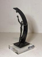 sculptuur, De bal - 12.2 cm - Brons