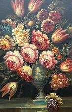 Italian School (XIX) - A Vintage Floral Display in a Vase, Antiquités & Art, Art | Peinture | Classique