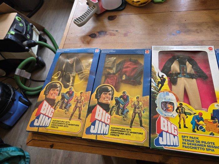 Mattel - Figuur - Big Jim kledingsets (8) - Papier, Plastic,, Antiek en Kunst, Antiek | Overige Antiek