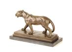 Statue, EEN BRONZEN BEELD VAN EEN LEEUWIN - 15 cm - Bronze