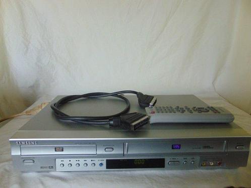 Samsung SV-DVD440 Videocamera/recorder S-VHS-C, Verzamelen, Foto-apparatuur en Filmapparatuur